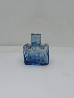 Old Light Blue Shear Lip Glass Ink Bottle