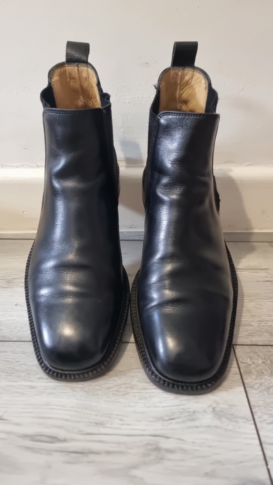 Mens Black Leather Chelsea Boots UK 8 EU 42 Smart Casual Pull On image 2