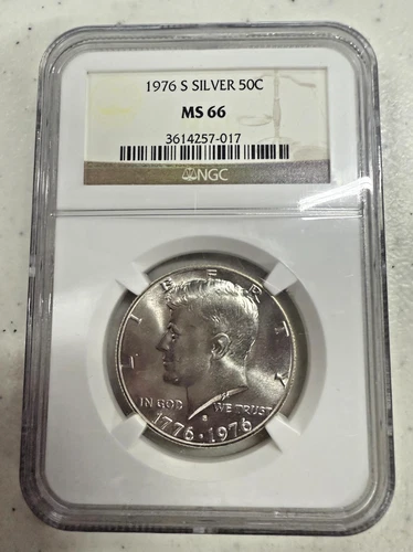 1976 S (Bicentennial) Kennedy Silver 50C-MS66