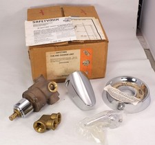 NOS Vintage Symmons Safetymix 1-215 Single Handle Tub Shower Bath Faucet Valve