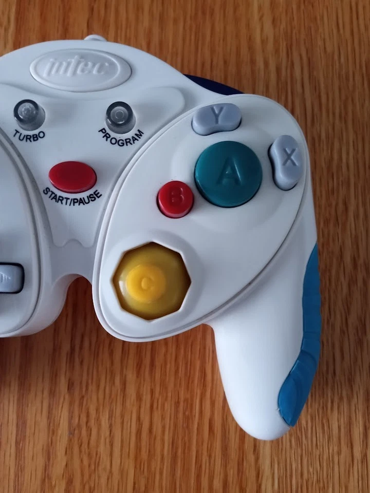 Nintendo Gamecube Controller NGC White INTEC Control Tested Working - Image 3 of 4