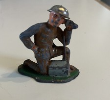 K207 NEAT SOLDIER ON FIELD PHONE  TIN HELMET  BARCLAY /MANOIL