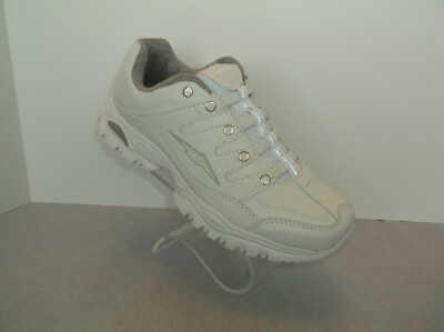 avia women's achieve gore wide width athletic shoe