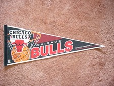 1990'S CHICAGO BULLS EASTERN CONFERENCE NBA BASKETBALL PENNANT FLAG SHARP!!