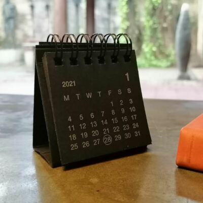 2021 Mini Calendar Standing Desk Coil Calendar Desk Stand Up Calendar