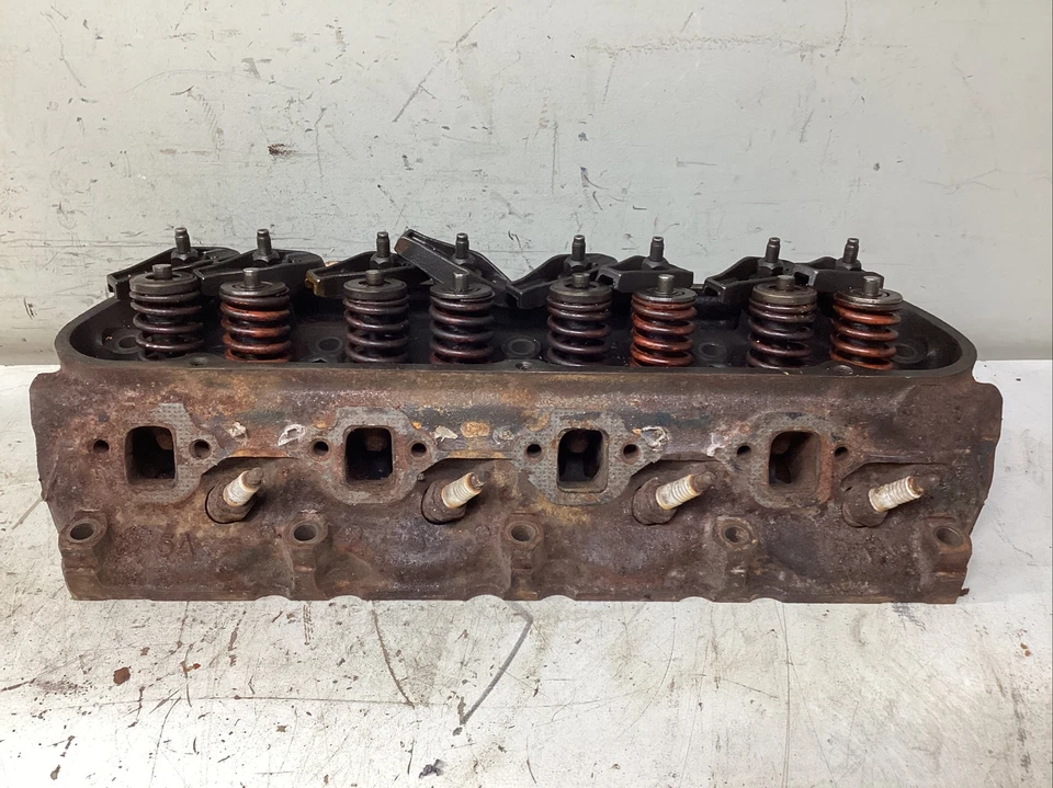 Ford E-Series 302 1974 juego de culata D3ue-aa - fecha 4C8 / 4C8 Foto 2 de 4