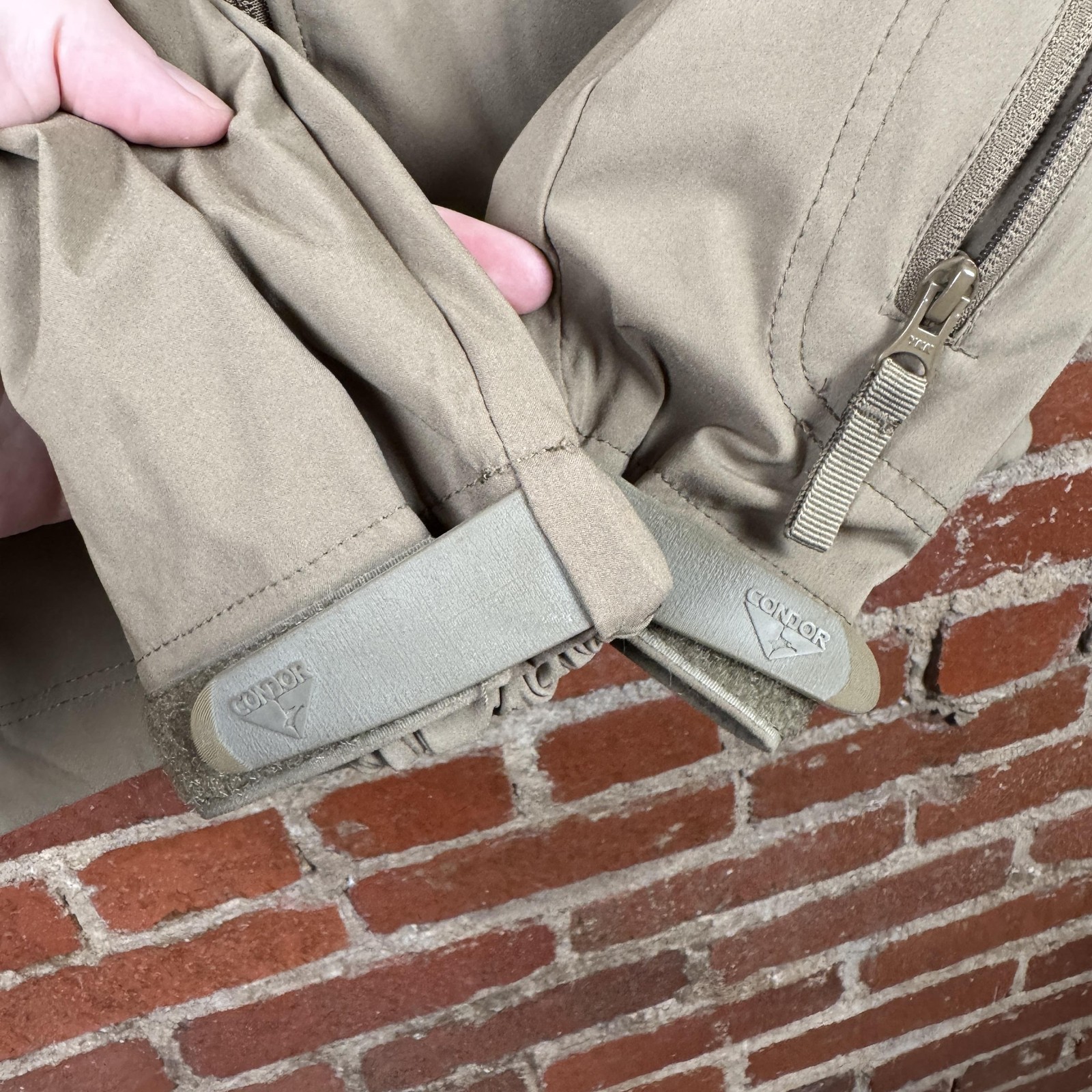 Condor Jacket Mens Medium Beige Summit Zero Soft … - image 5