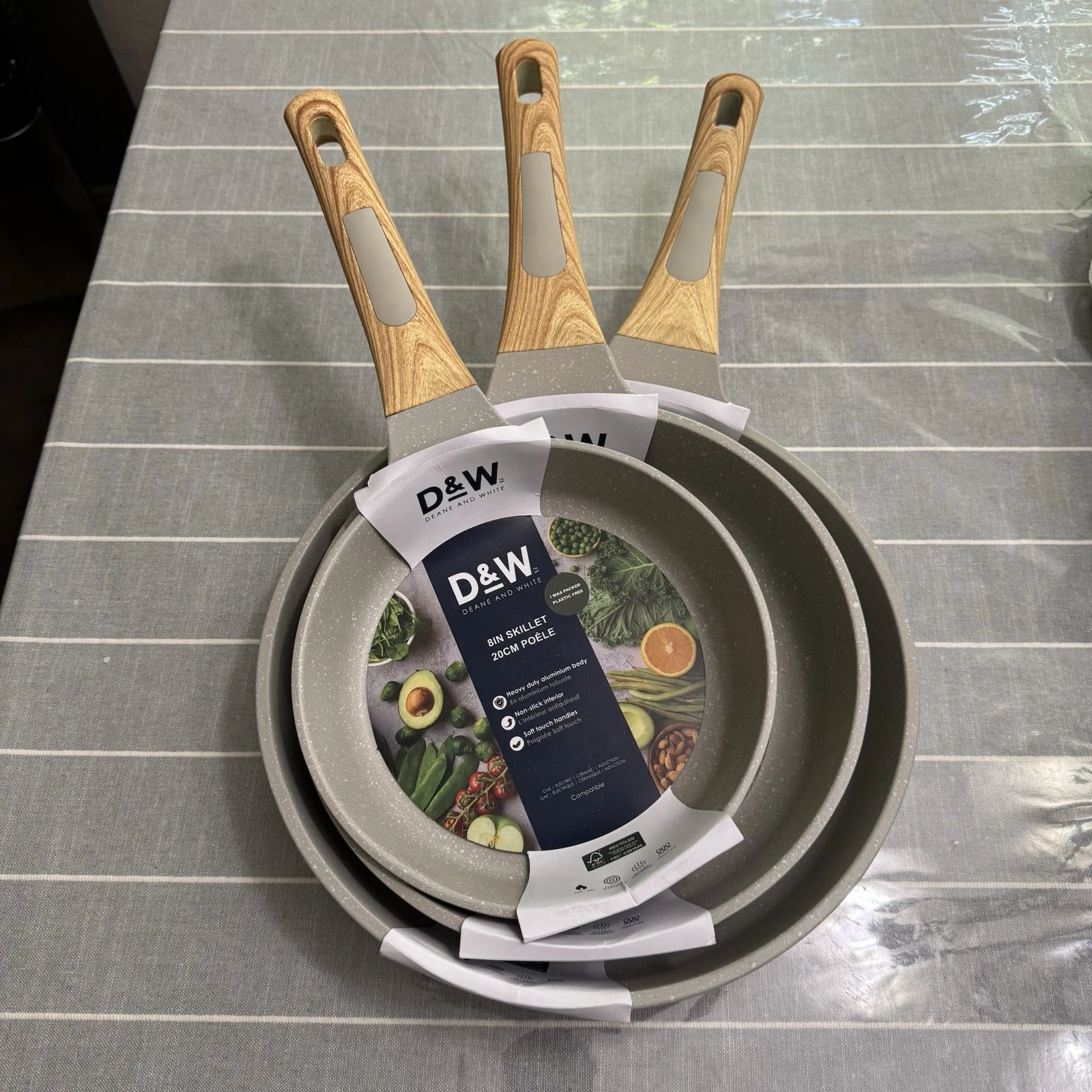 Deane and White D&W Set of 3 Beige Skillets Frying Pans 8" 9.5" 11" Cookware New