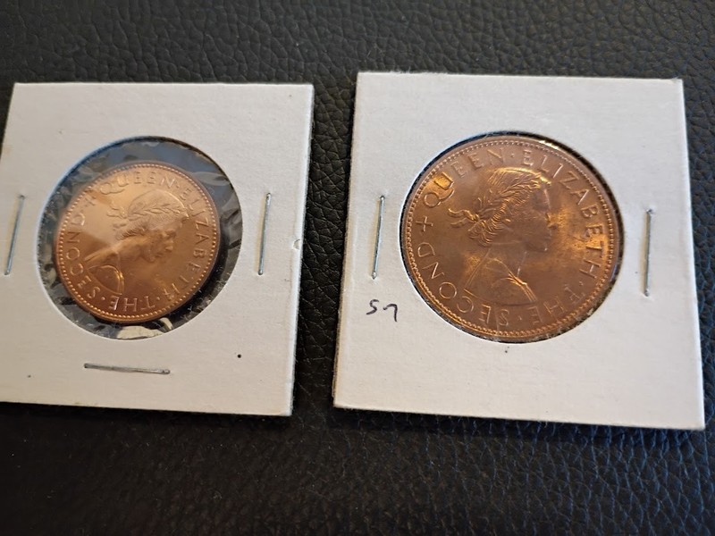 LOT OF 2 COINS NEW ZEALAND Penny 1959 and Half Penny 1964 beautiful