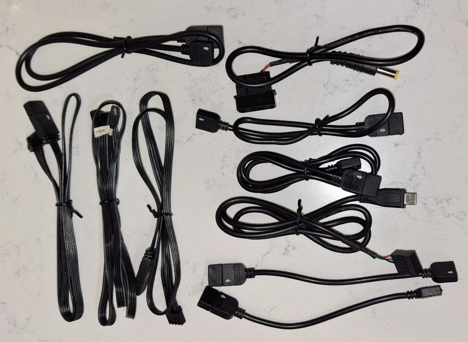 Iluminación avanzada para PC NZXT Hue+ negro (AC-HUEPS-M1) Foto 4 de 4