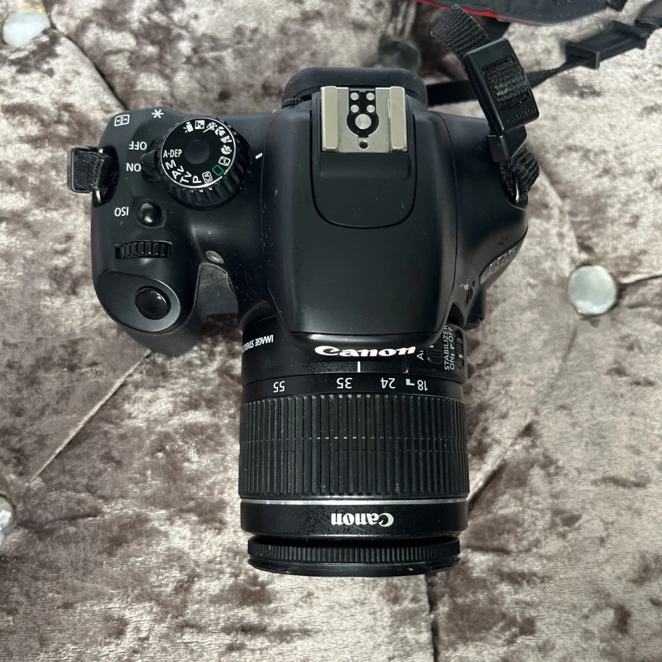 Canon EOS 550D DSLR con bolsa de lente batería de repuesto paquete de accesorios Foto 3 de 4