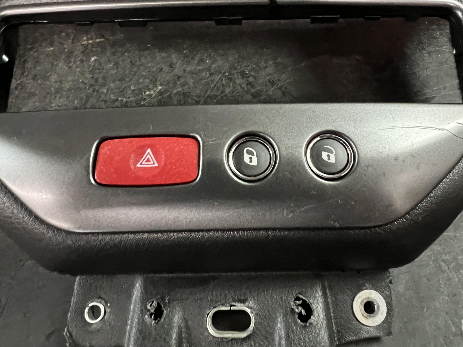 08-17 MASERATI GRANTURISMO PASSENGER LOWER DASH BOARD PANEL BEZEL TRIM BLACK