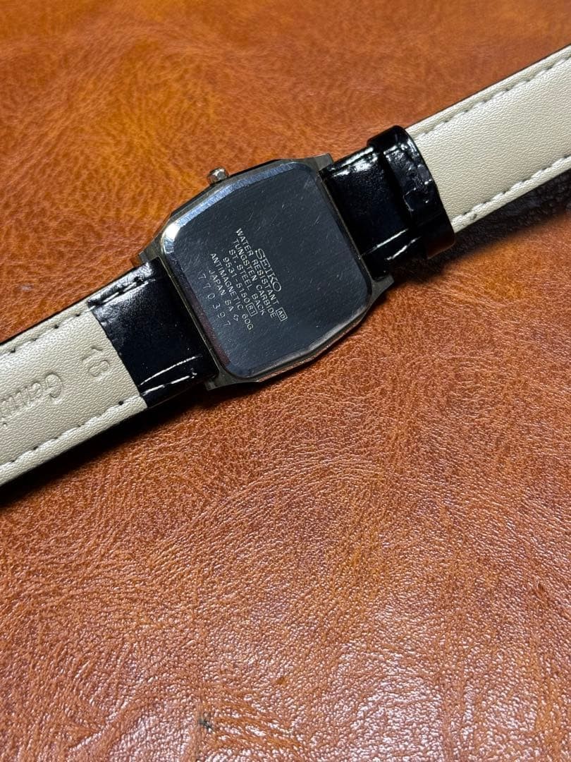 Seiko Dolce Rectangular 80's Tungsten Case Gold W… - image 9