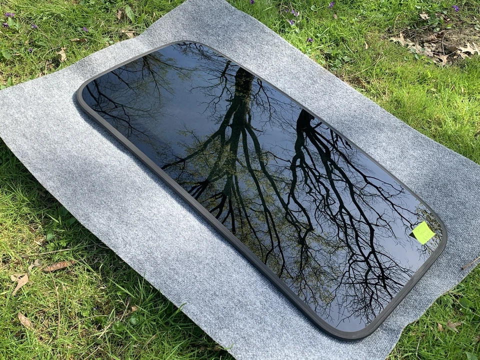 2004-2006 ACURA TL Sunroof GLASS Moonroof Power Sliding Window Factory OEM - Image 2 of 4