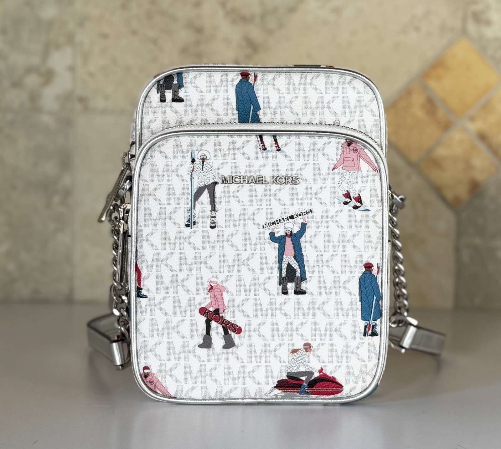 Michael Kors Jet Set Girls Chain Crossbody Flight Bag MK Bright White/Ski