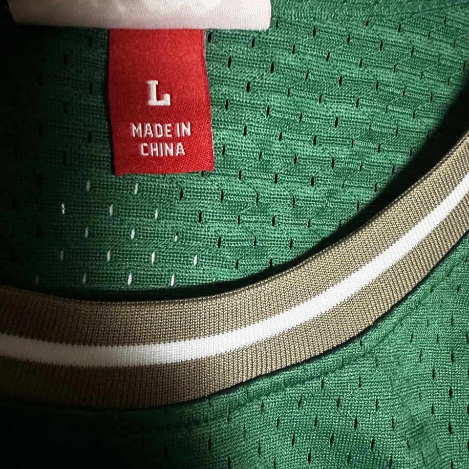 波士顿凯尔特人队凯文加内特绿金米切尔和尼斯篮球球衣大号 — 第 2/4 张图片