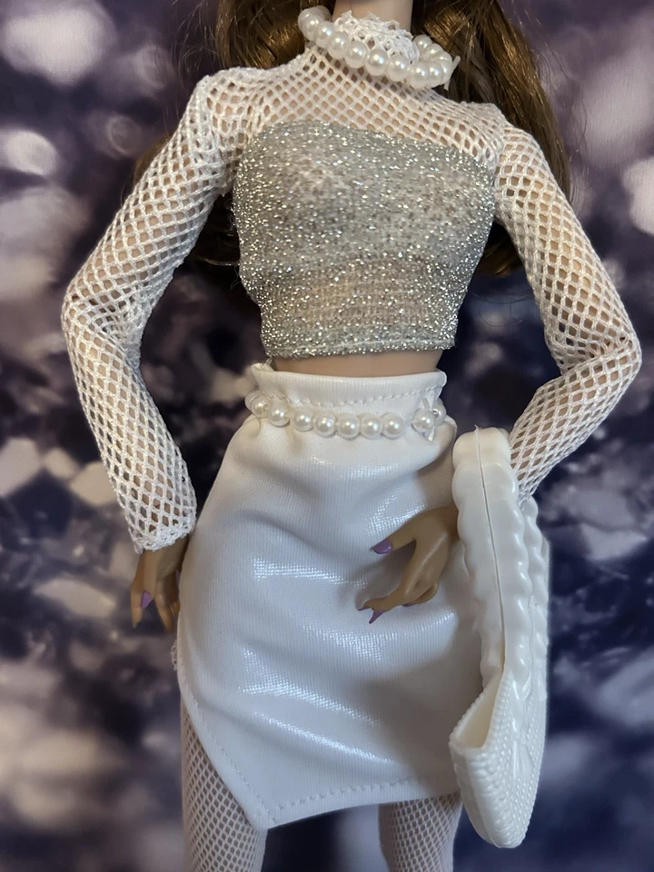 New White Mesh Top, Silver Color, Top, White Skirt, Accessories, Free Gift 🎁 - Image 4 of 4