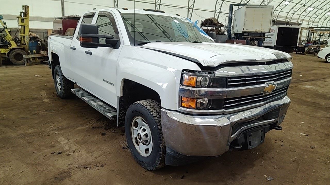 (LOCAL PICKUP ONLY) Driver Fender Classic Style Fits 14-19 SILVERADO 1500 PICKUP