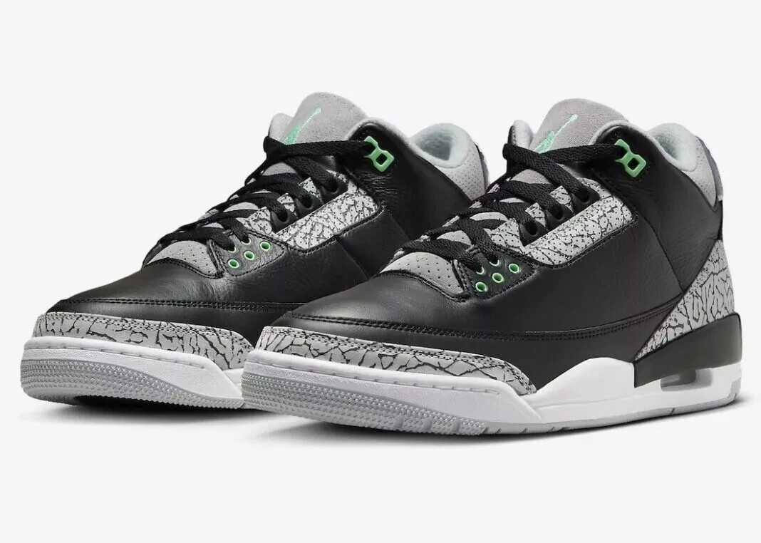 Air Jordan 3 Retro Men's Size 11 Black/Green Glow-Wolf Grey CT8532