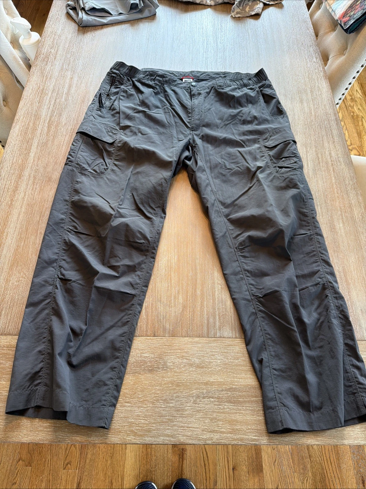 The North Face Mens XL Gray Convertible Pants Belted Men’s