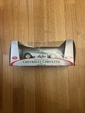 Heritage Mint LTD 1957 Chevrolet Corvette  1:24 Scale Die Cast Model Car (160-L1