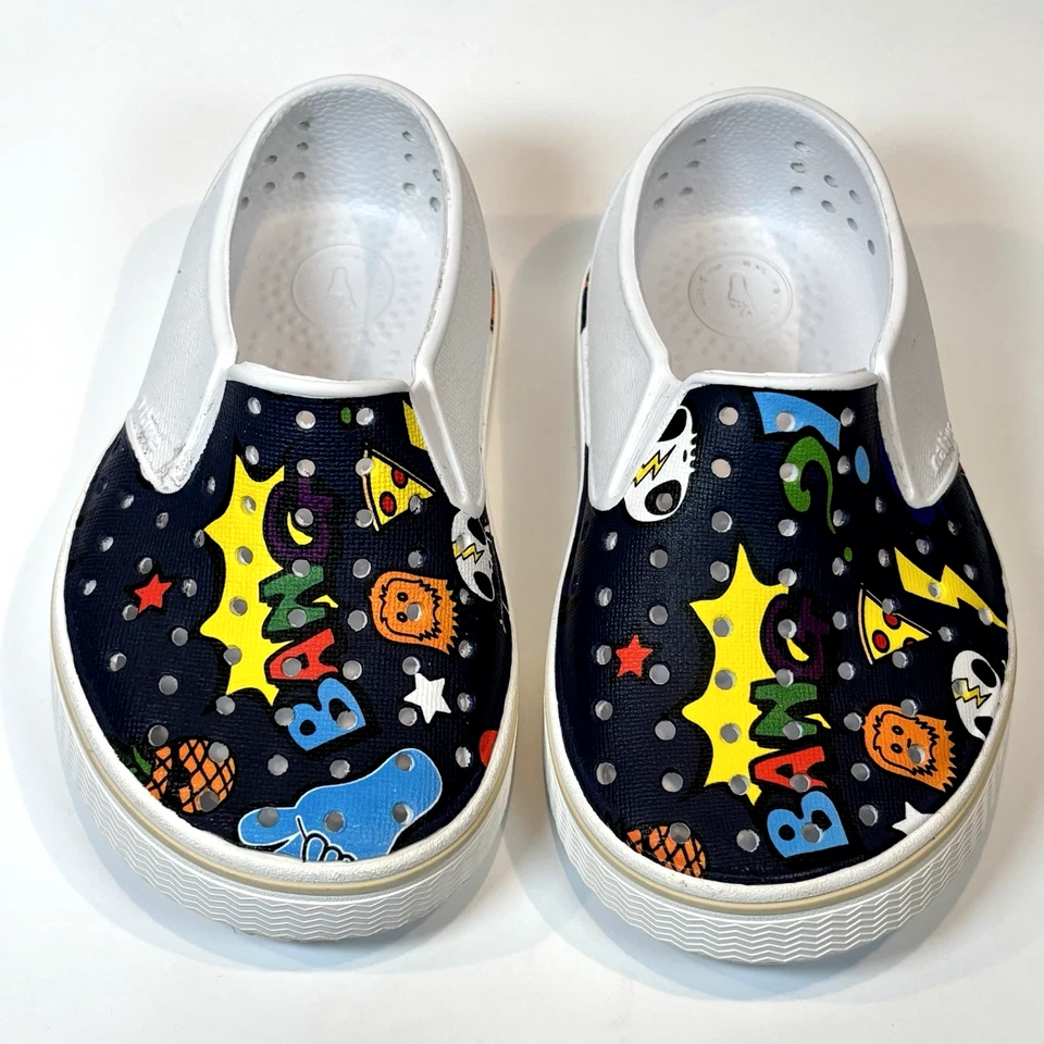 Sapatos aquáticos Native Miles desenho animado tamanho C7 infantil - Branco colorido - Imagem 2 de 4