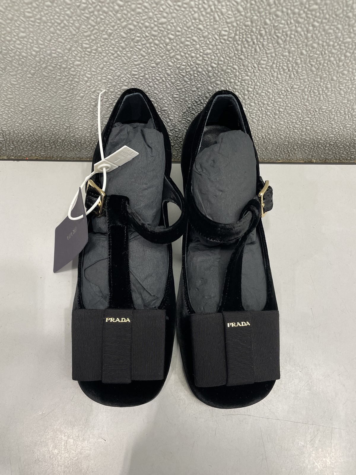 Prada Velvet Mary Jane Pumps Women's US 7, Black *Preowned* thumbnail 3