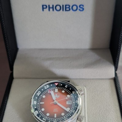 PHOIBOS Men's Eagle Ray GMT 300M Diver Watch Quartz PX023F