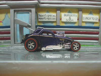 Hot Wheels FIAT 500C with Redline Wheel Swap