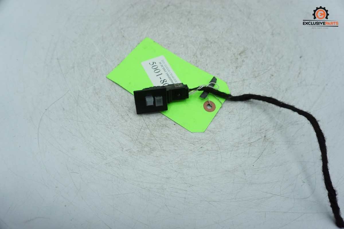 17-23 Dodge Charger R/T OEM Dashboard Courtesy Light Lamp LED 