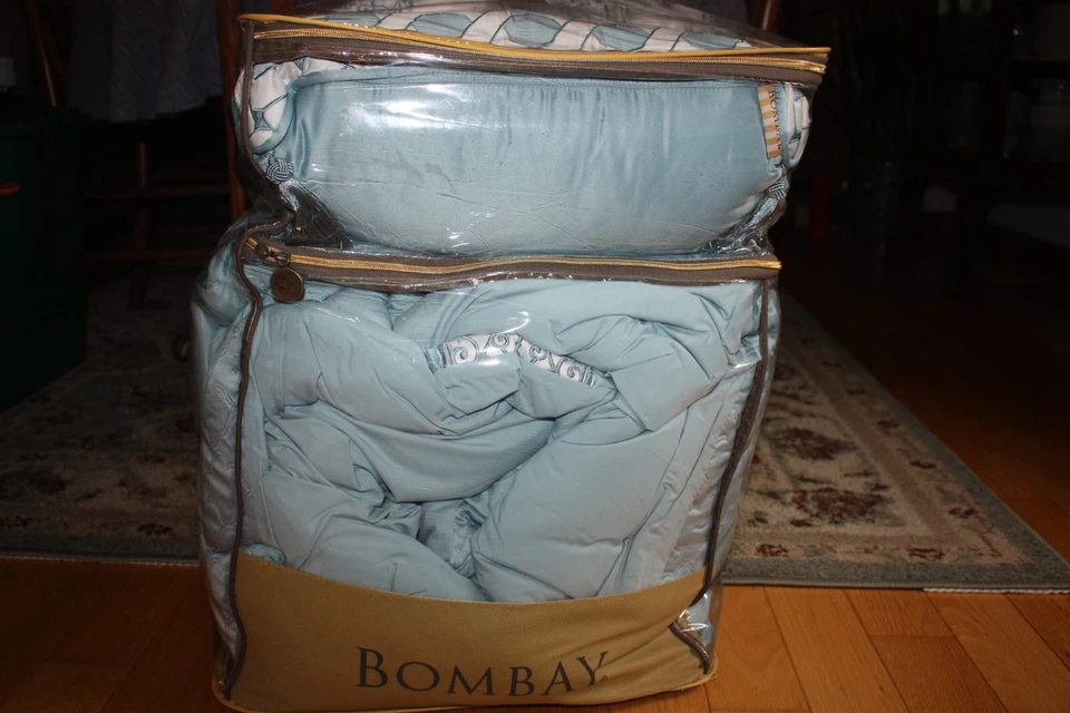 NEW BOMBAY EMERSON Blue Bedding Queen Comforter Bedskirt Shams Decorative Pillow - Image 4 of 4
