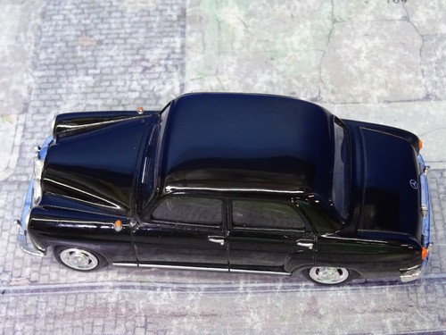 Del Prado 1:43 Triumph Subaru MB Alfa Audi BMW Renault VW Lamborghini VF 415-427 - Bild 74 von 79