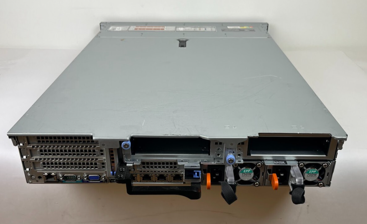 Dell PowerVault NX3240 NAS 2x Xeon Bronze 3106 No RAM/HDD 2U