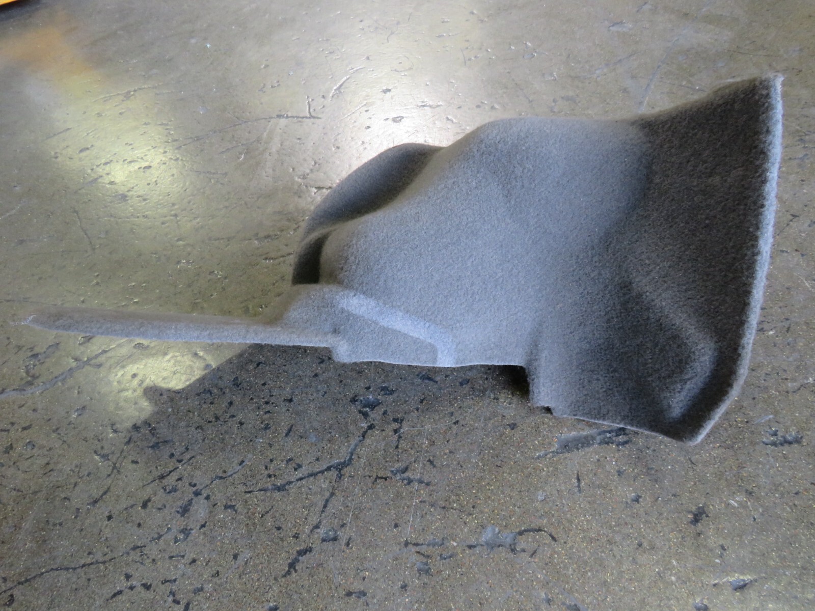 Ferrari California, RH, Forward Trunk Carpet, Smoke Dmg, Used, P/N 82852100