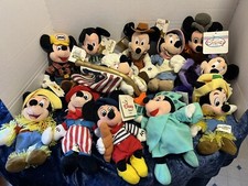 NOS DISNEY MICKEY PLUSH