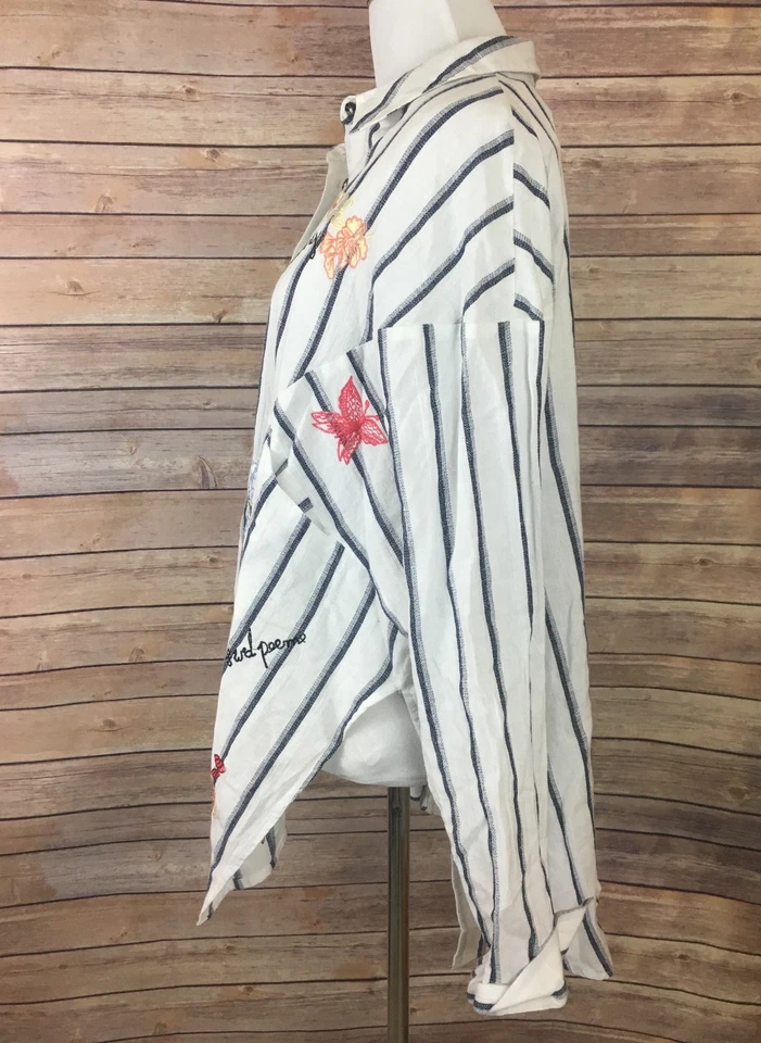 Camisa Topshop Floral y Rayas Nueva con Etiquetas (Talla 10)  Foto 3 de 4