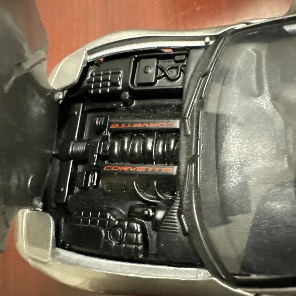 Maisto Salt Lake 2002 Olympic Torch Relay 1997 Chevy Corvette 1/24 Loose - Image 4 of 4