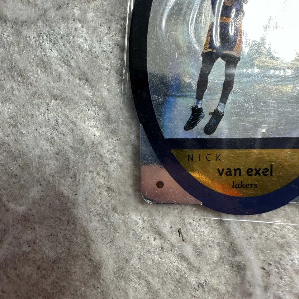 1996 SPx Die Cut Basketball Card Nick Van Exel #26 Los Angeles Lakers - Image 2 of 4