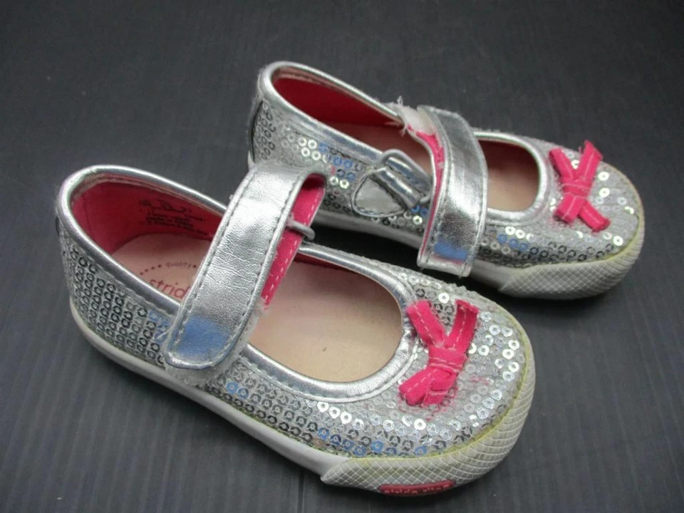 Stride Rite Size 5 Baby Girls Silver Sparkling Flat Mary Jane Shoes 2G - Image 3 of 4