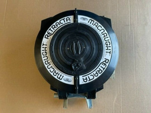 MACNAUGHT Retracta Oil Reel