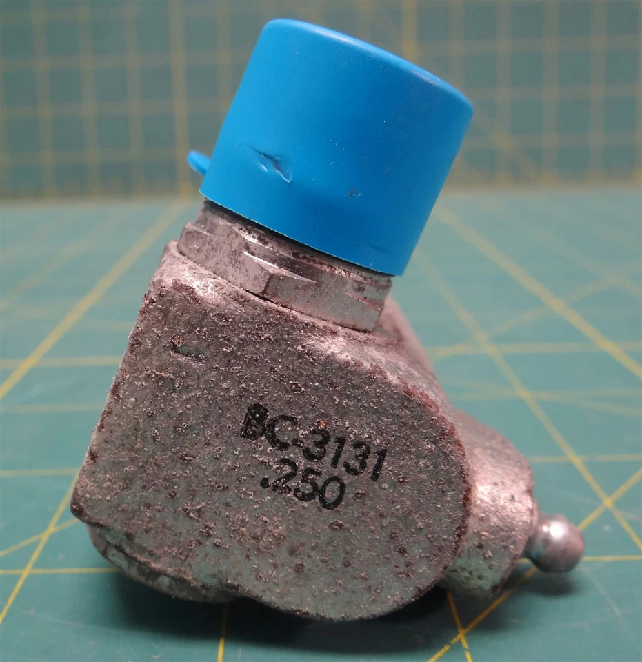 General Motors GM 1536341 Speedometer-Tachometer Drive Adaptor 6680-00-573-5240 - Image 3 of 4