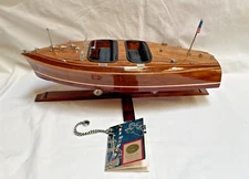 AUTHENTIC MODELS MAHOGANY RUNABOUT MODEL BOAT ORIGINAL BOX