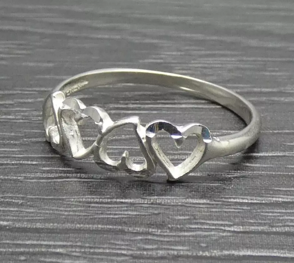 Silver ring on sale love design