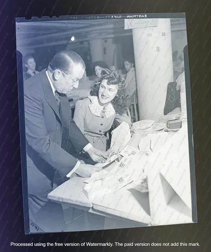 FAMOUS PHOTOGRAPHER 1943 PRESIDENTS BIRTHDAY NEGATIVE LOT SCARCE