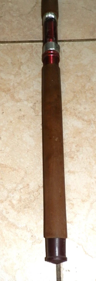 Daiwa Serie 1500 Modelo 1571 6' Fibra Vidrio Gran Juego Cebo Fundición Varilla BUENO Foto 2 de 4