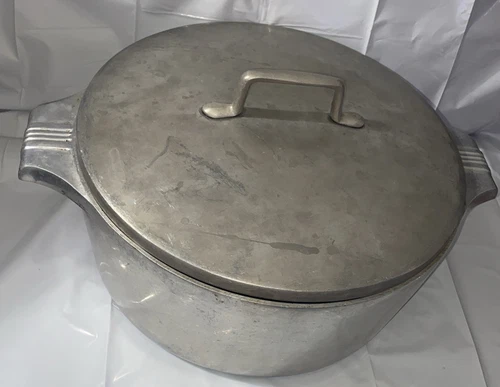 Wagner Ware Sidney -0- Magnalite 1248-M Pot With Lid
