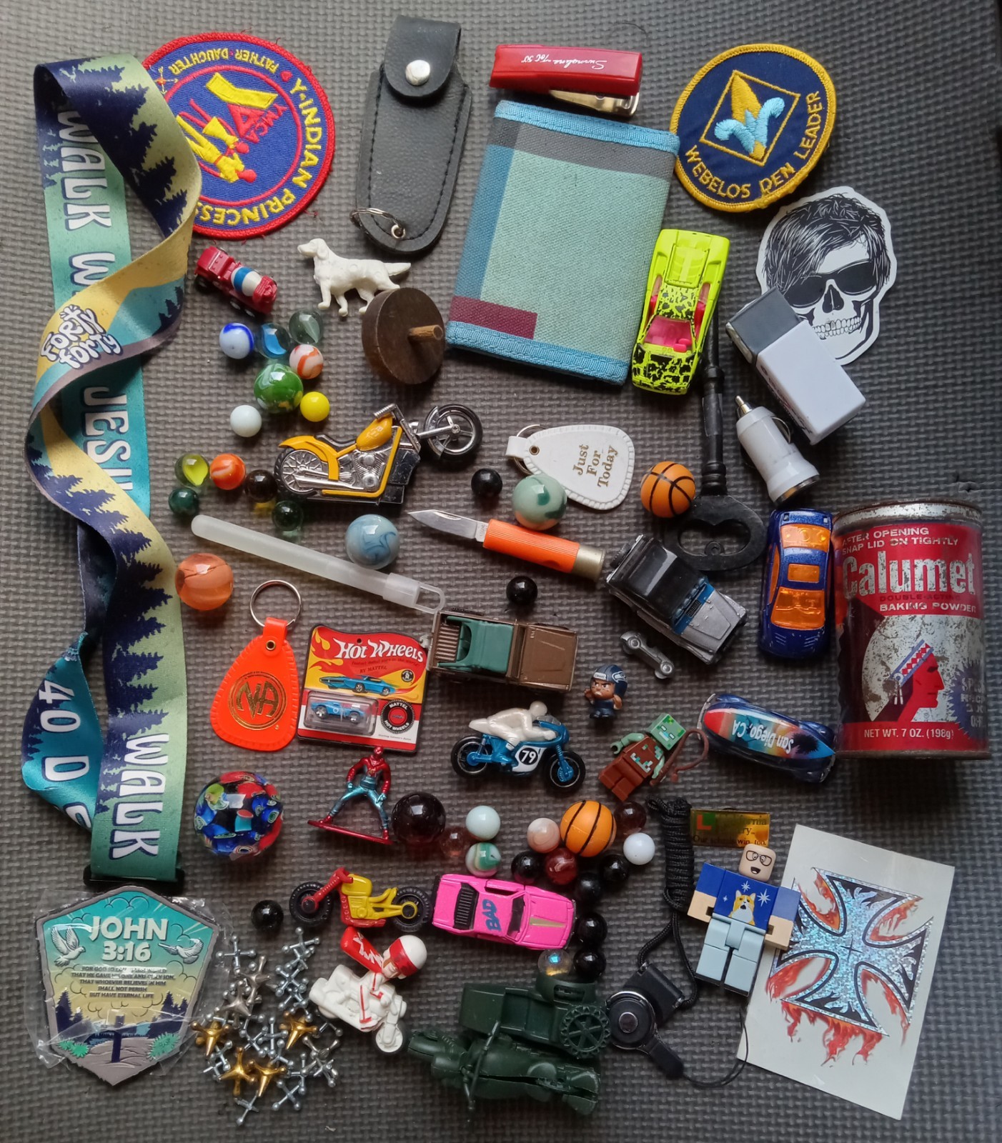 JUNK DRAWER Lot of Vintage Marbles, Hot Wheels, Toys, Figures, Jack's, Gavel....