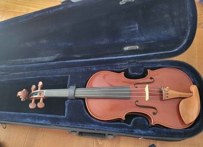 Tartini ''Stradivarius Model'' 4/4 Violin, with Case and Shoulder Rest - Advanced