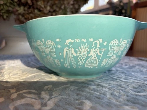 Vintage Pyrex Amish Turquoise Butter print Cinderella Mixing Nesting Bowl, #442