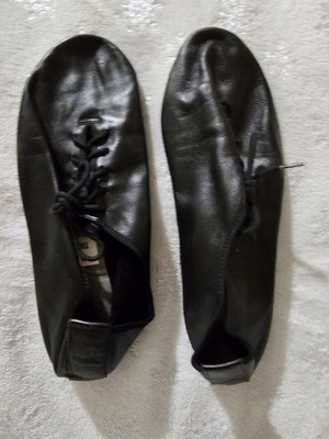 2 Pairs Dance Shoes Size 7 Contemporary Ballet And Jazz Used